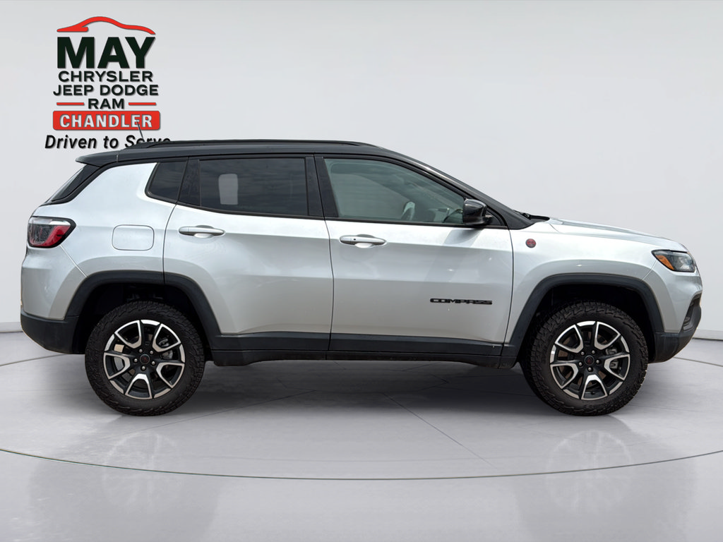 Certified 2025 Jeep Compass Trailhawk AWD/4WD image 8