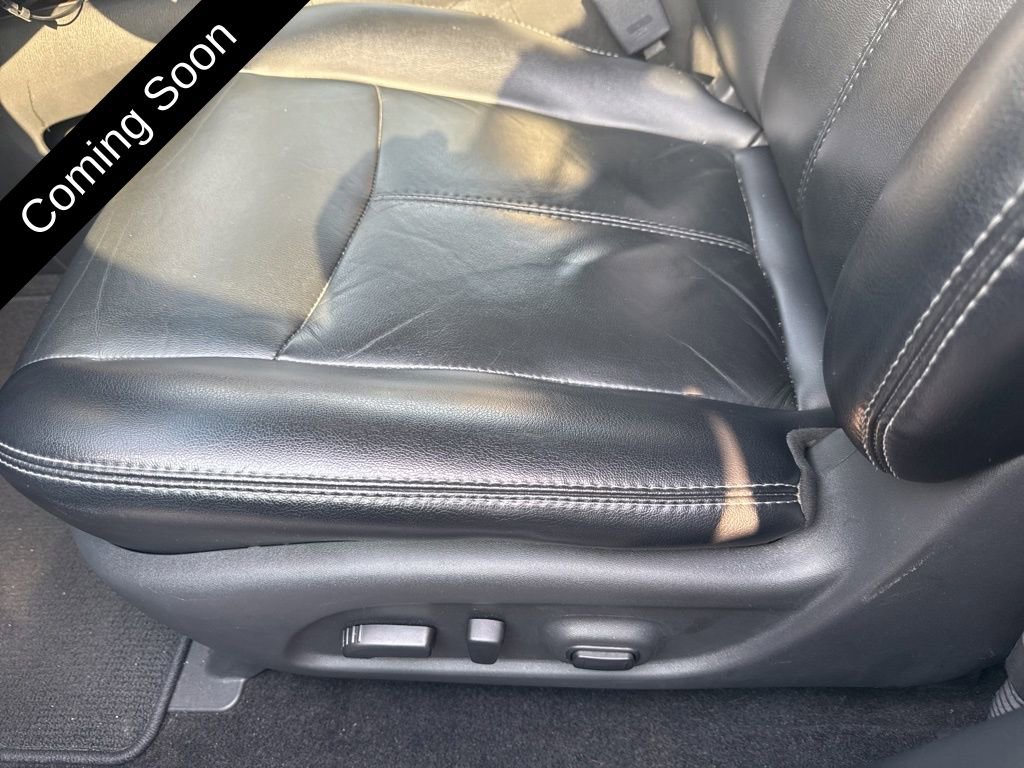 Used 2014 Nissan Pathfinder SL w/ SL Tech Package image 13