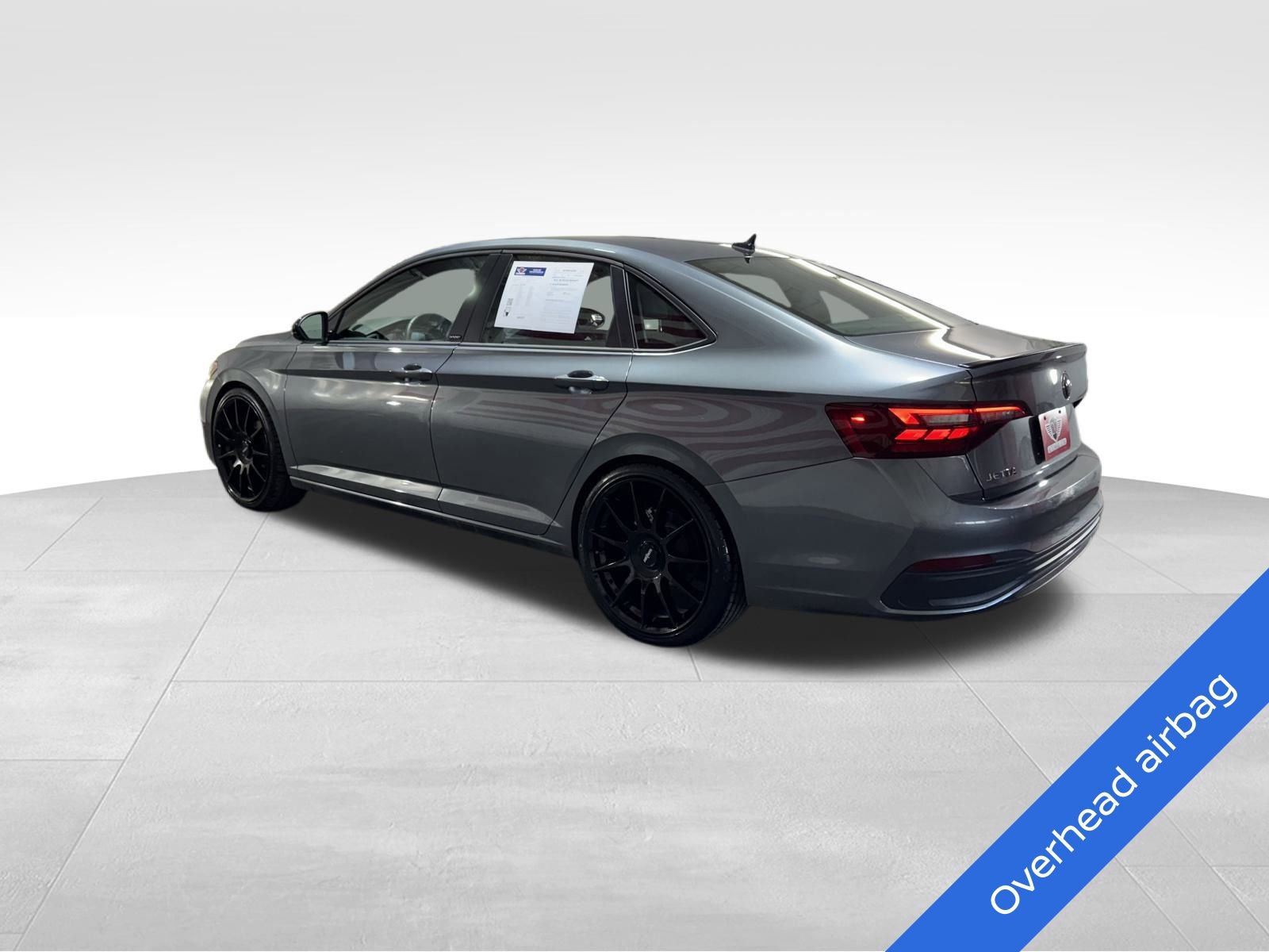 Used 2024 Volkswagen Jetta Sport image 6