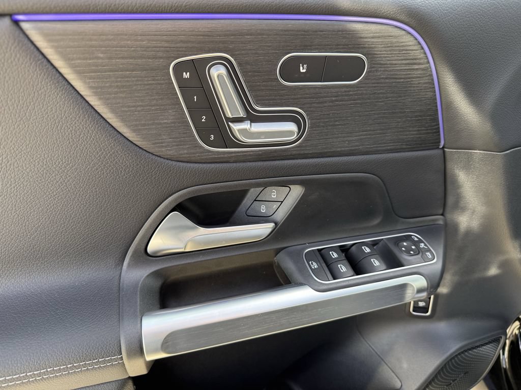 New 2026 Mercedes-Benz GLB 250 4MATIC image 15
