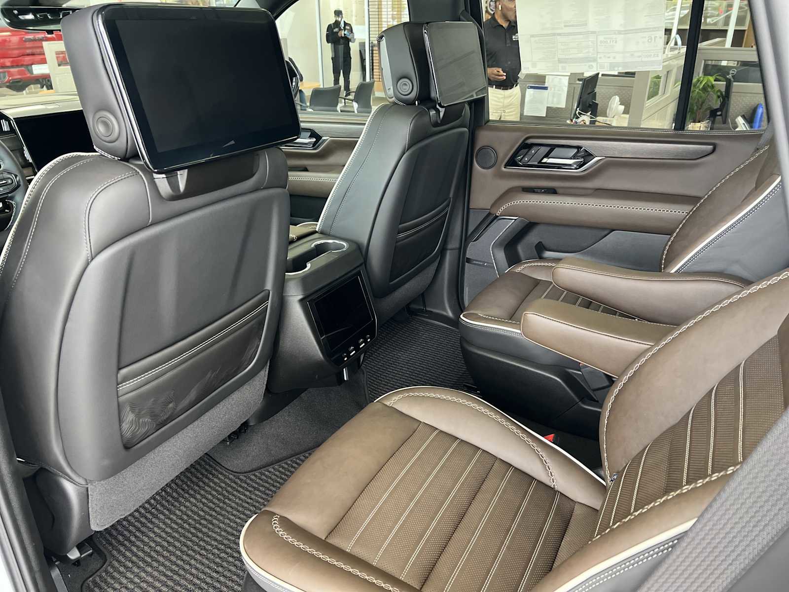New 2026 GMC Yukon Denali Ultimate AWD/4WD image 42