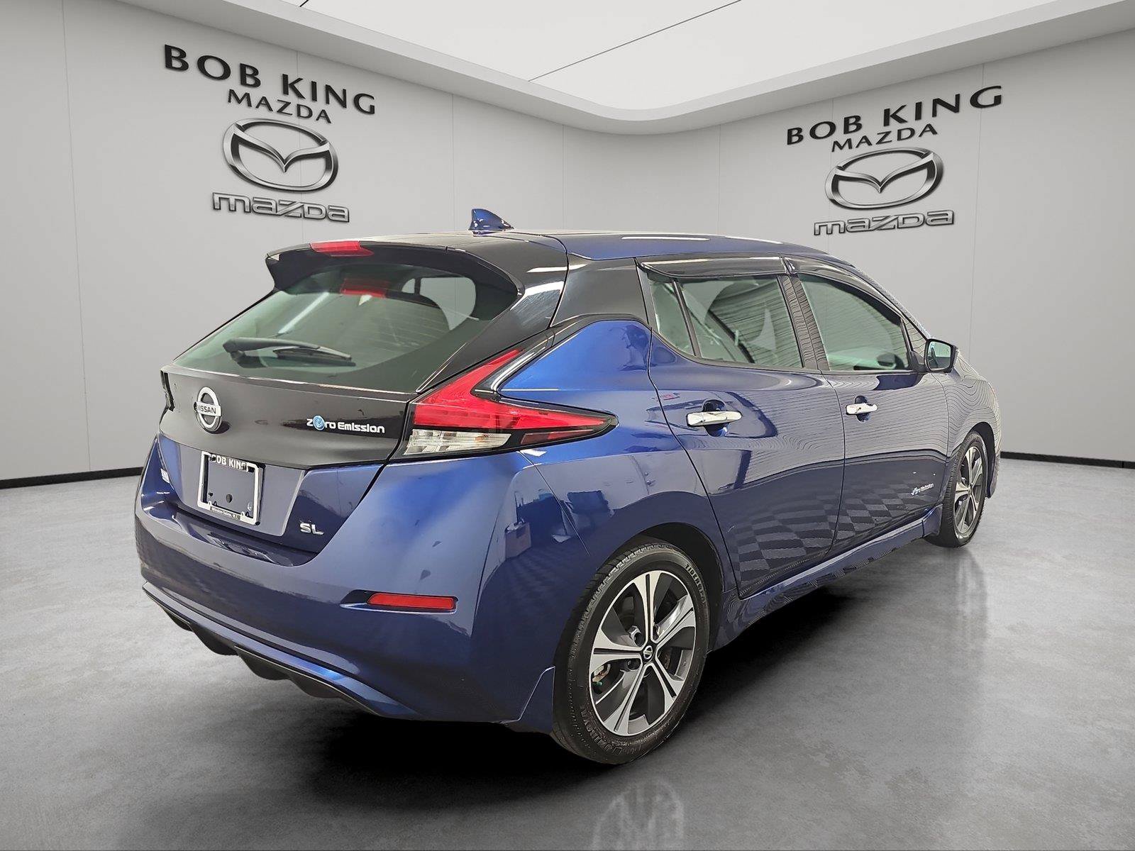 Used 2018 Nissan Leaf SL w/ SL Technology Package FWD image 5