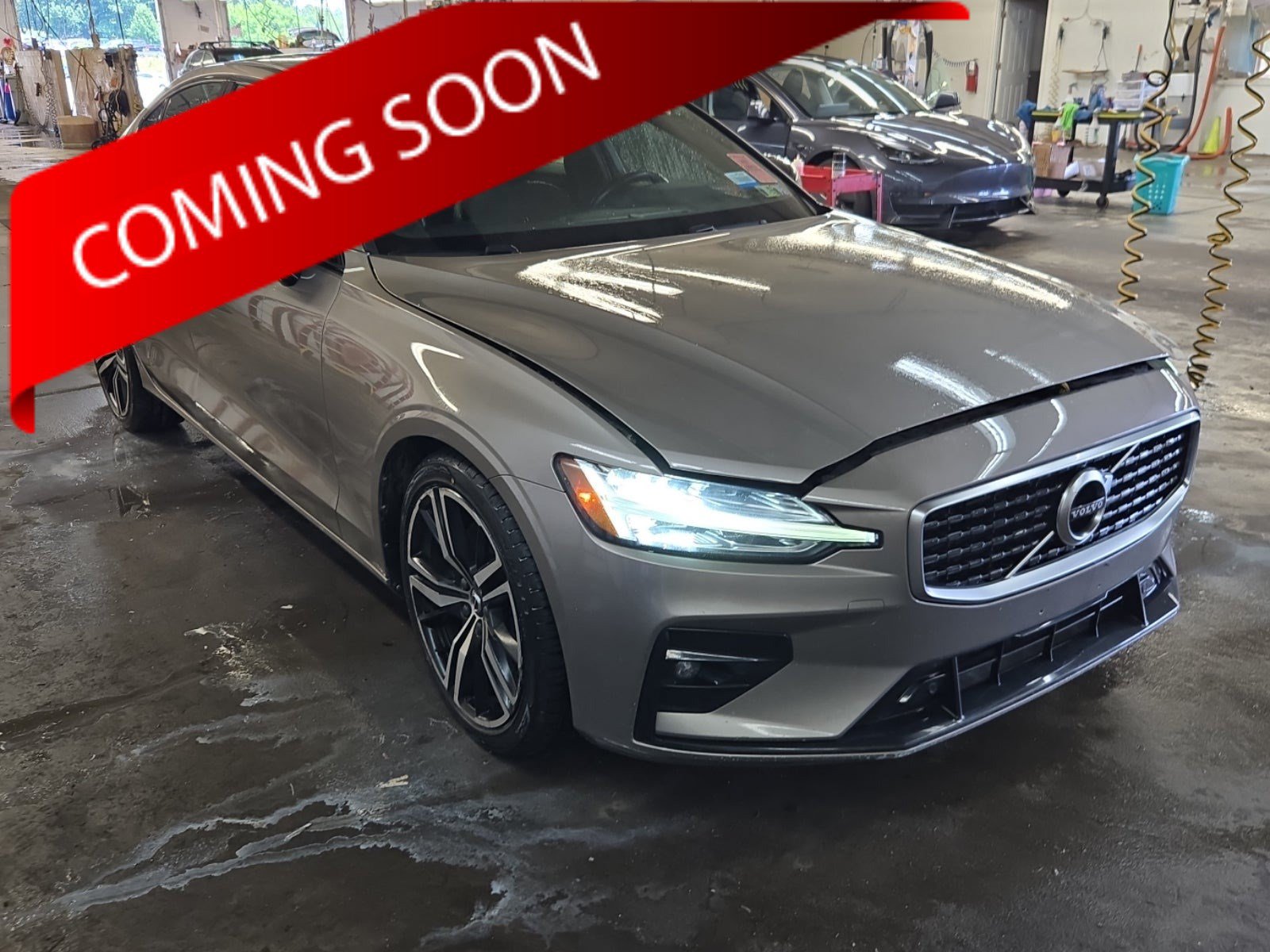 Used 2019 Volvo S60 T6 R-Design AWD/4WD image 1
