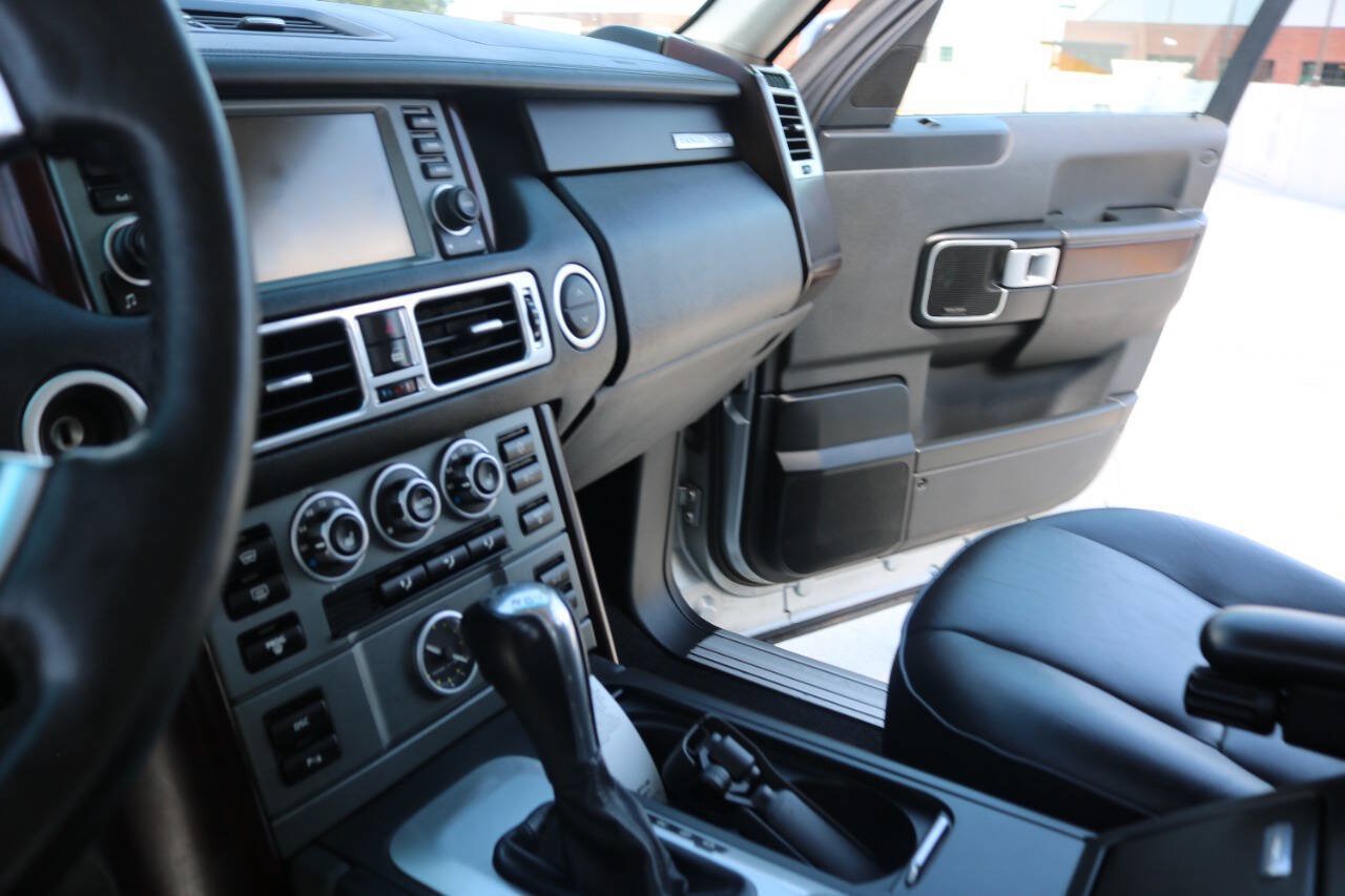 Used 2009 Land Rover Range Rover HSE AWD/4WD image 12