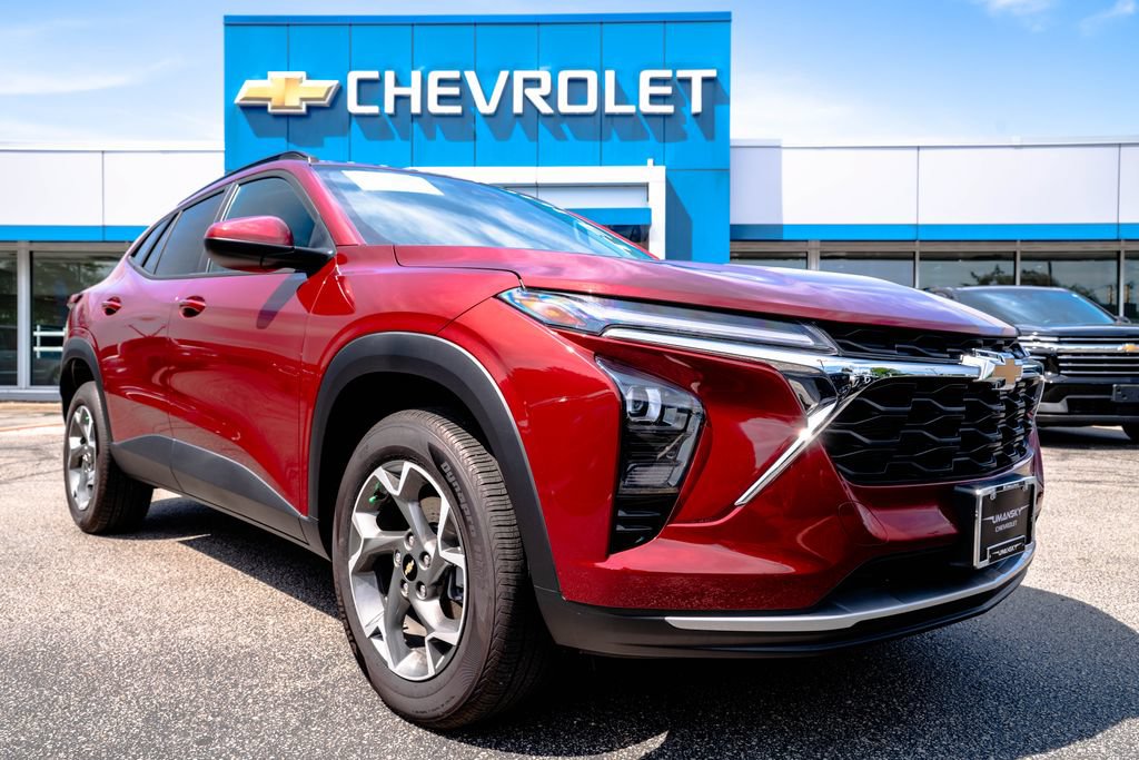 Certified 2025 Chevrolet Trax LT w/ Driver Confidence Package FWD video 1