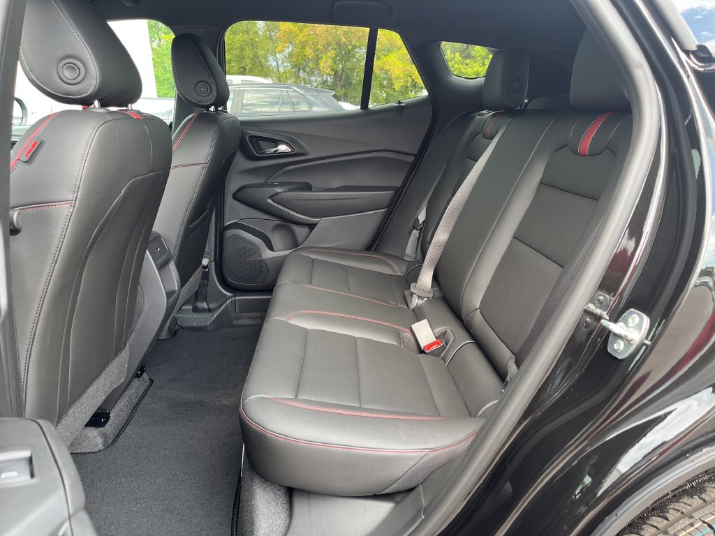 New 2026 Chevrolet Trax RS w/ Driver Confidence Package FWD image 24