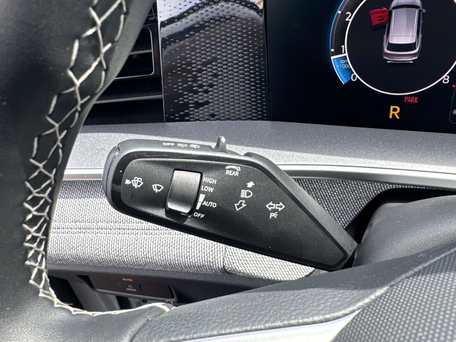 Certified 2025 Volkswagen Tiguan S image 22