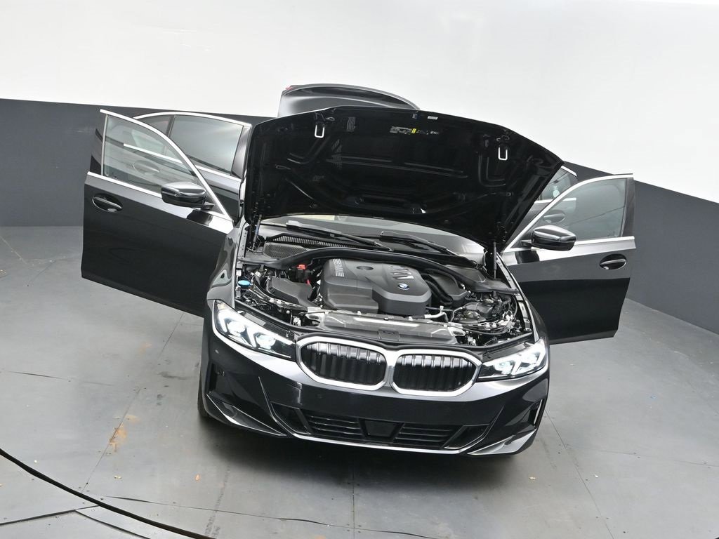 New 2026 BMW 330i Sedan w/ Convenience Package image 33