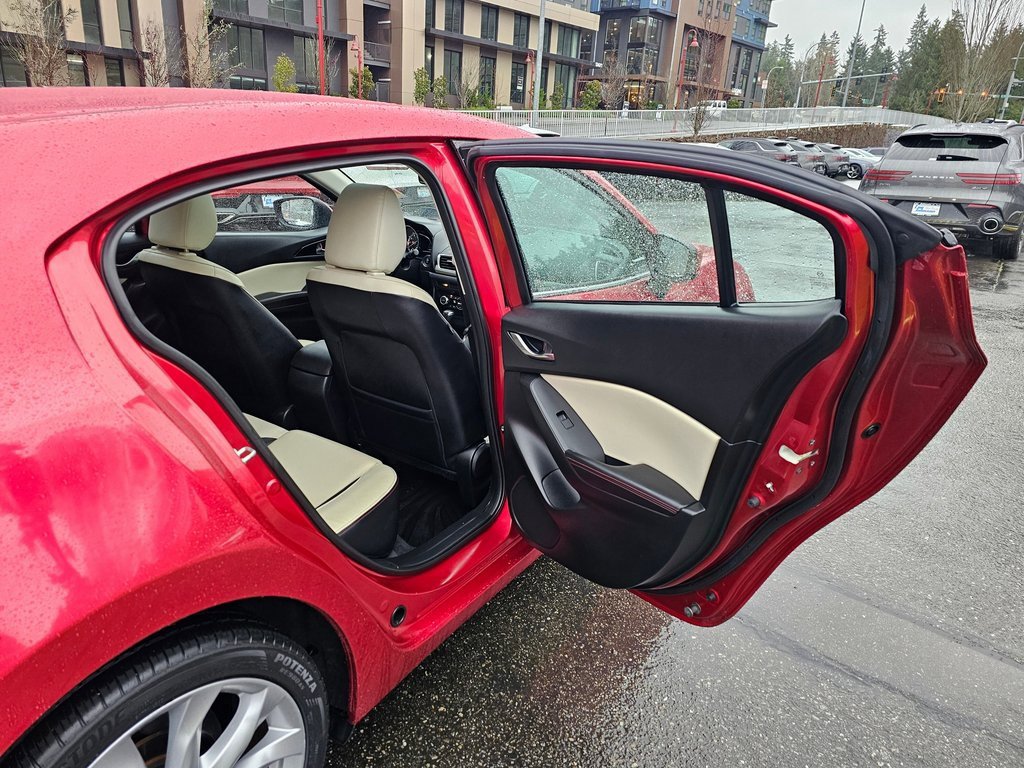 Used 2014 MAZDA MAZDA3 s Grand Touring image 26