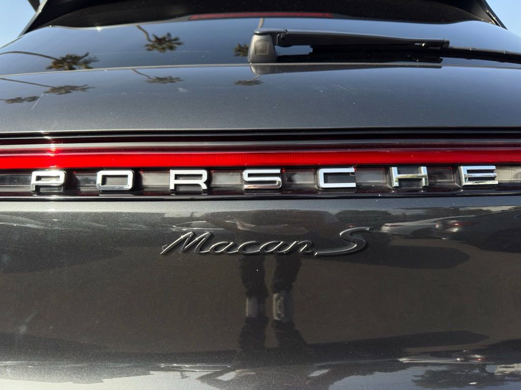 Used 2022 Porsche Macan S image 7