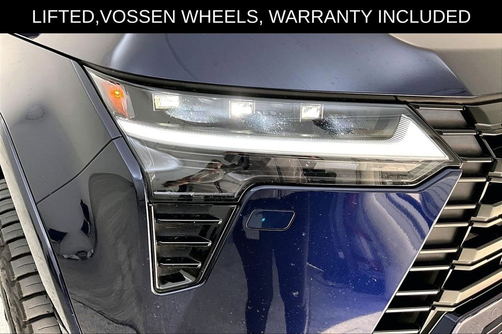 Used 2025 Lexus GX 550 w/ Accessory Package (2T) image 40