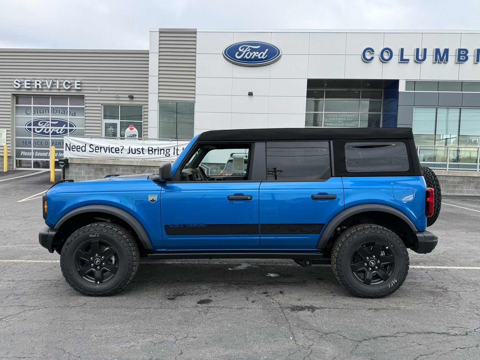 New 2025 Ford Bronco Big Bend w/ Black Diamond Package image 3