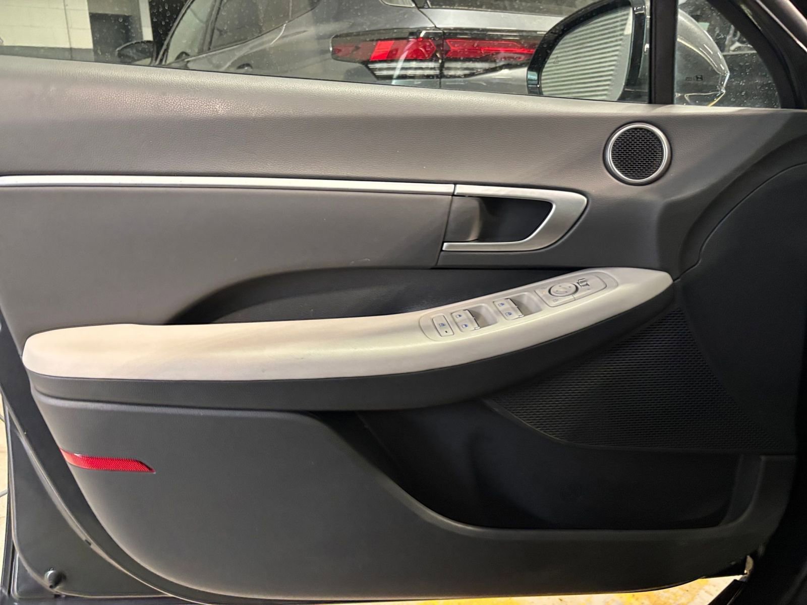 Used 2025 Hyundai Sonata SEL FWD image 18