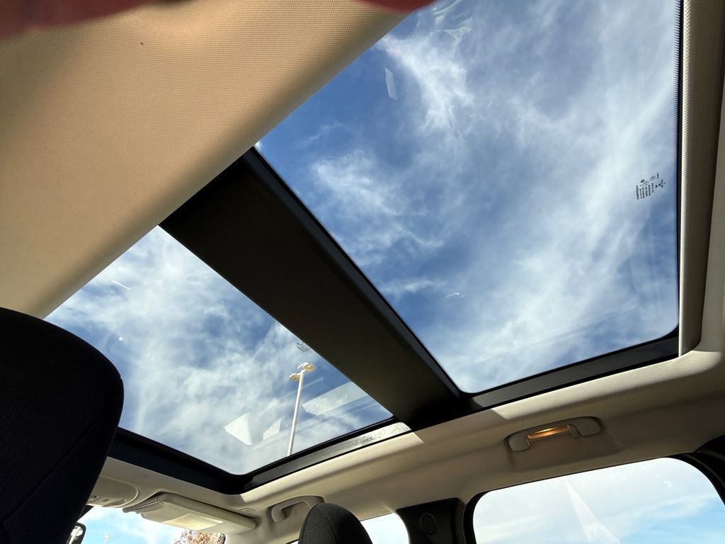 Used 2019 Jeep Renegade Altitude w/ Quick Order Package 2XM image 17