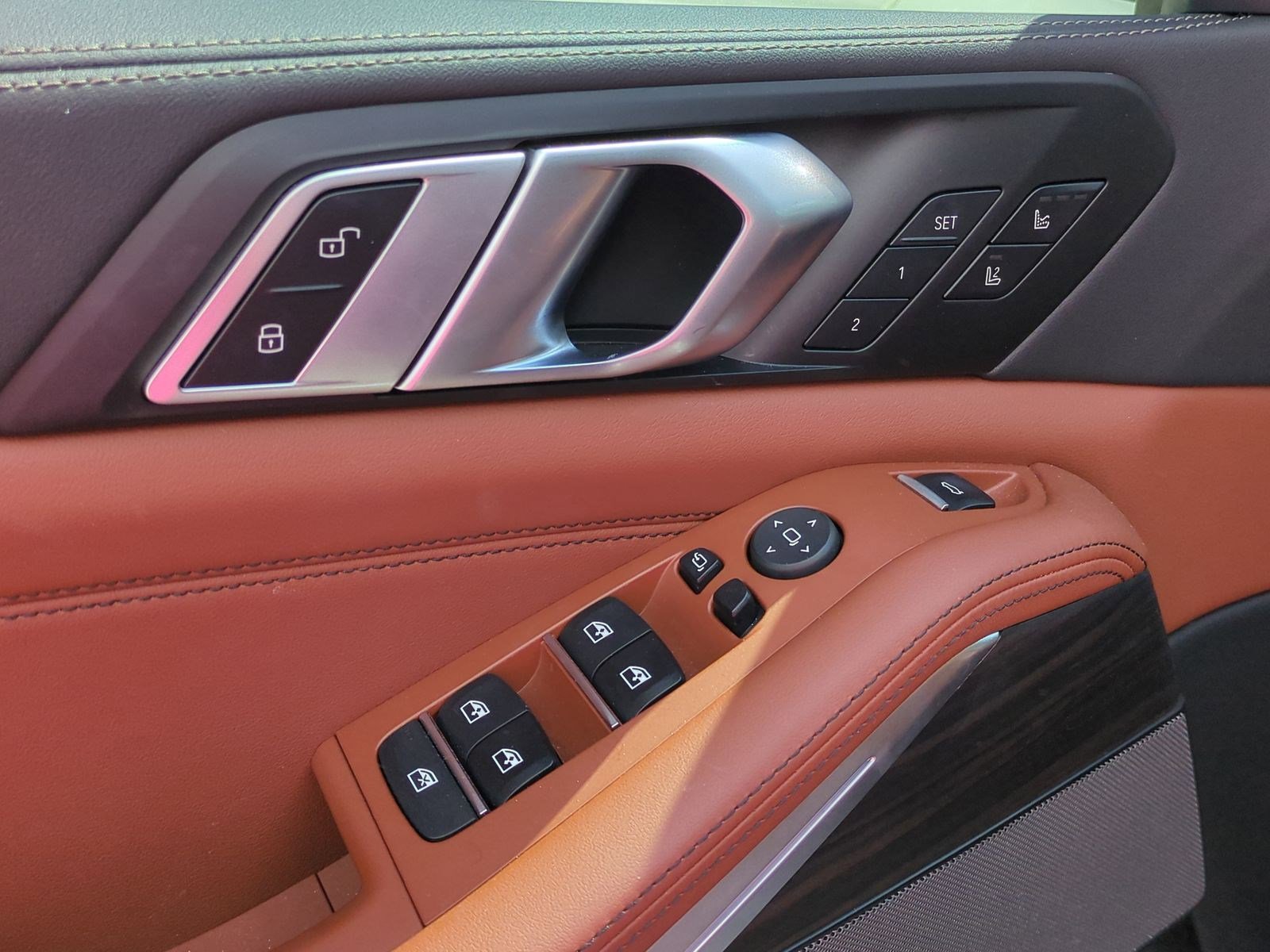 Certified 2025 BMW X5 xDrive40i w/ Executive Package image 15