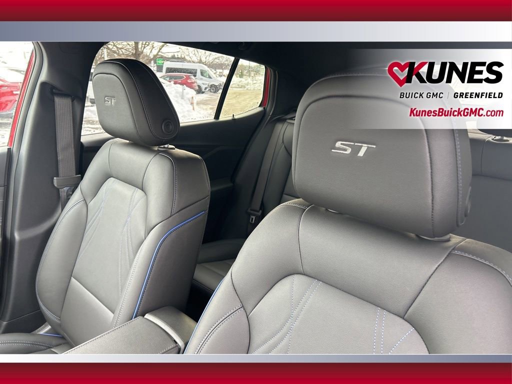 New 2026 Buick Envista Sport Touring w/ Convenience I Package image 17