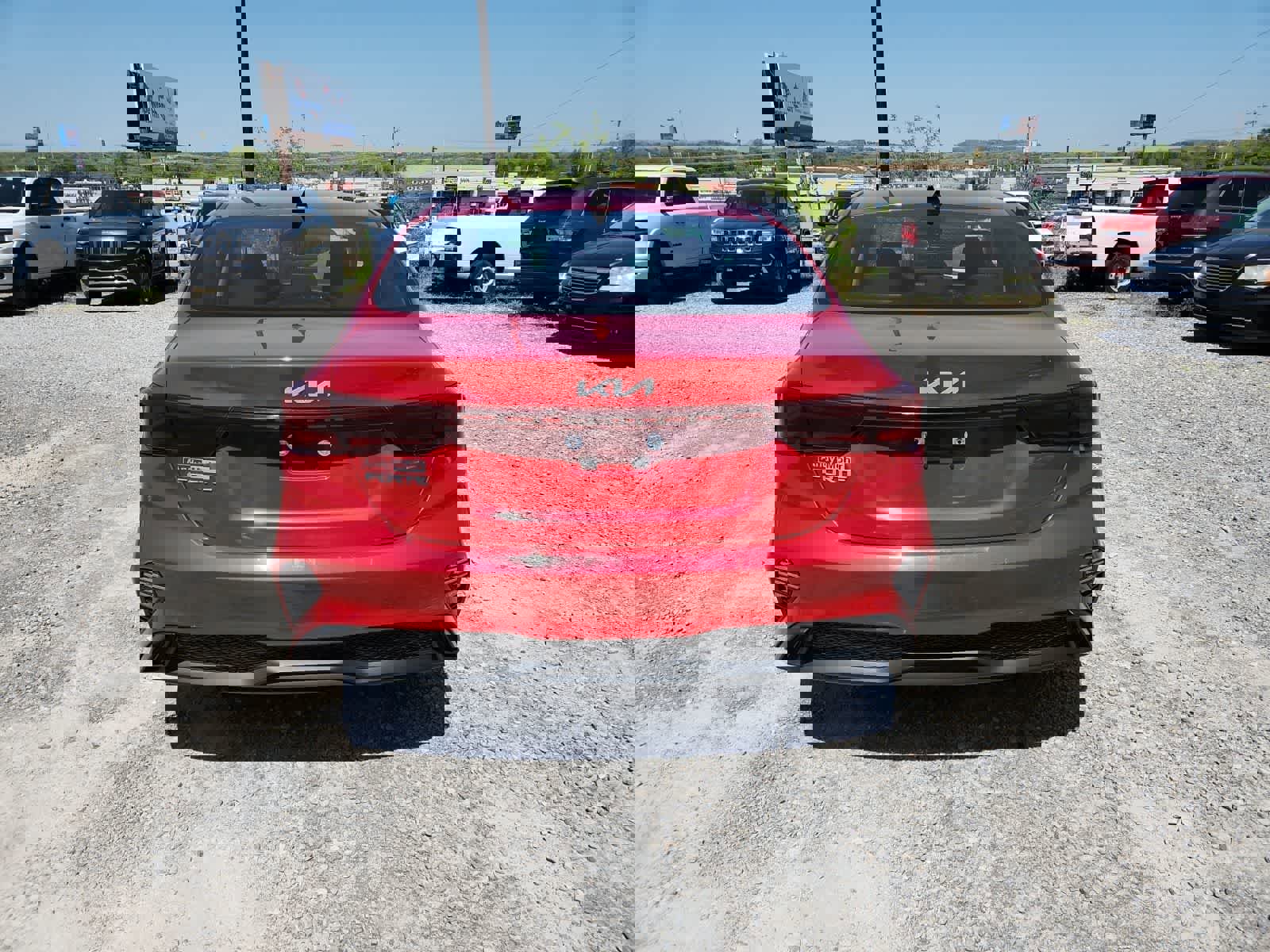 Used 2023 Kia Forte LXS image 4