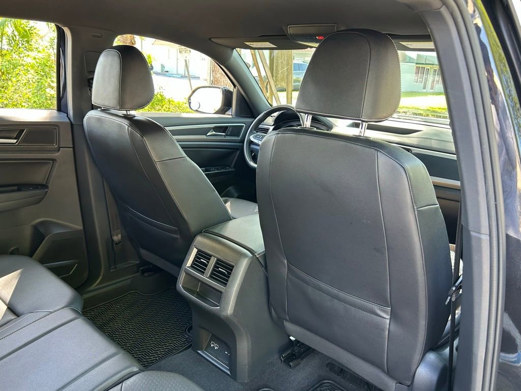 Used 2020 Volkswagen Atlas Cross Sport SE w/ Towing Package image 44