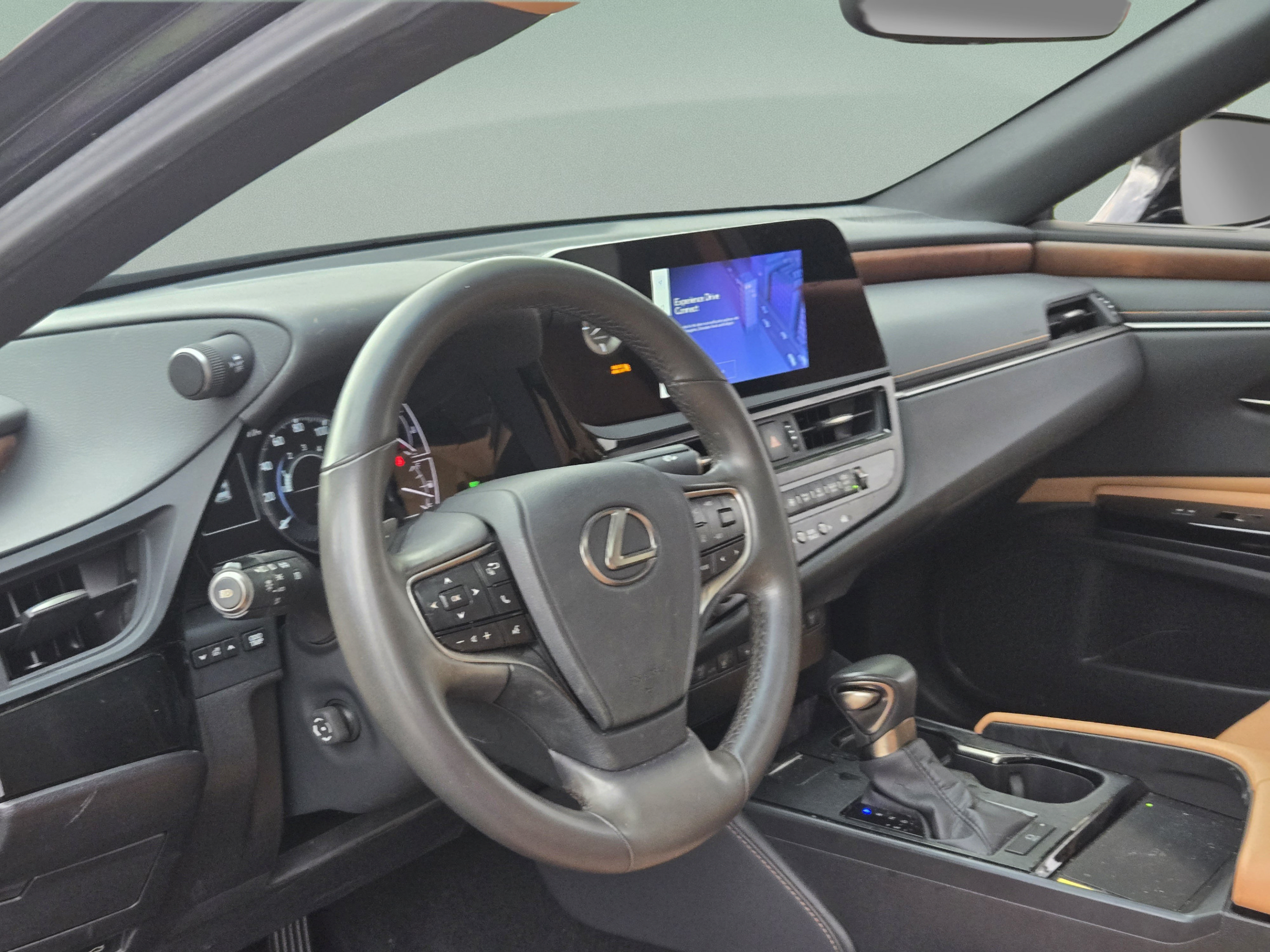 Certified 2024 Lexus ES 350 w/ Premium Package FWD image 14