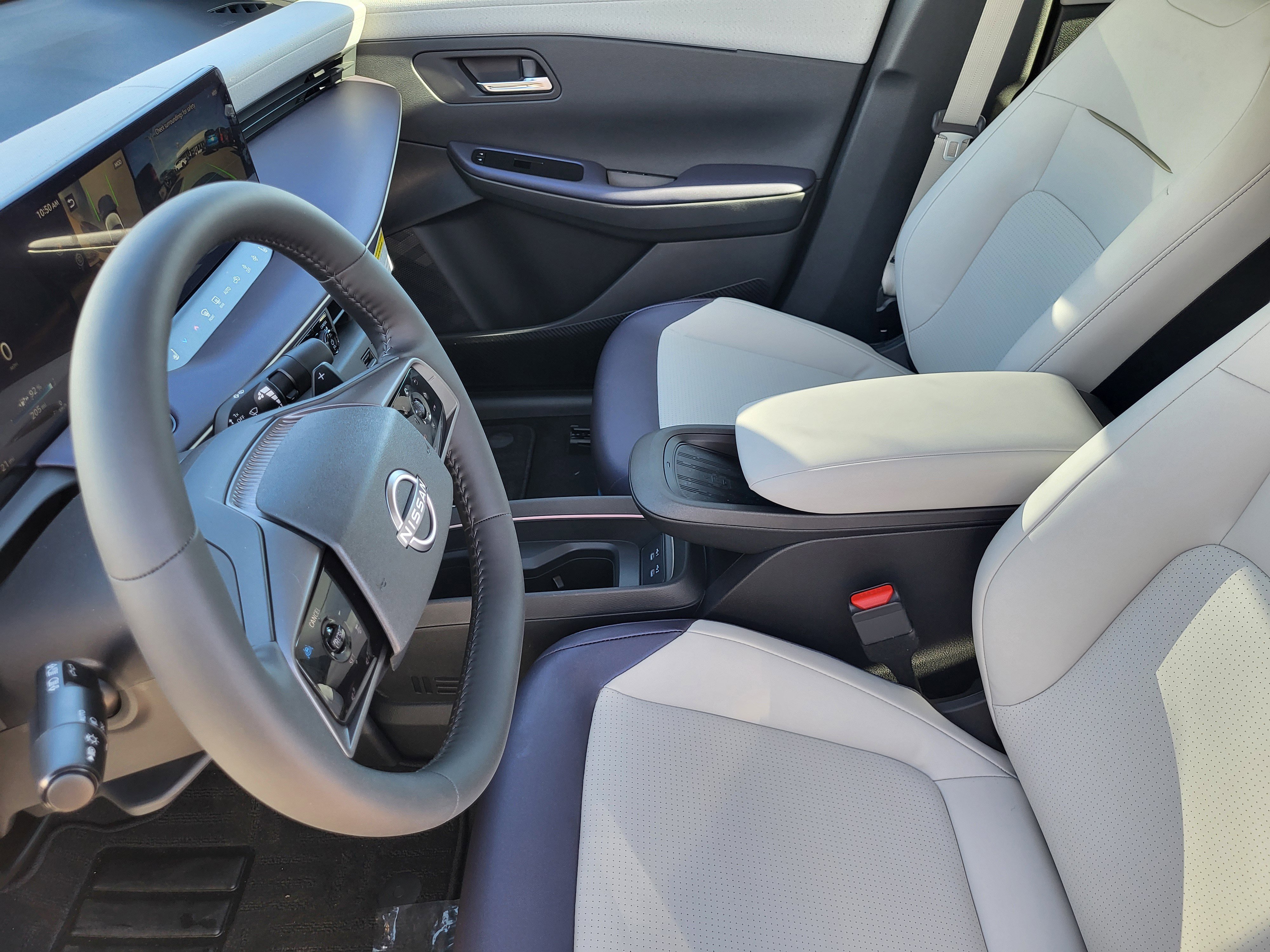 New 2026 Nissan Leaf SV+ w/ Illuminated Package image 6