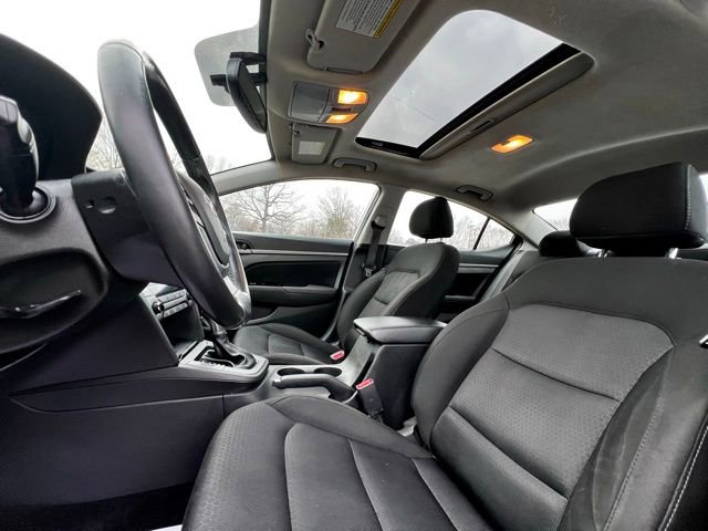 Used 2017 Hyundai Elantra Value Edition w/ Cargo Package image 43