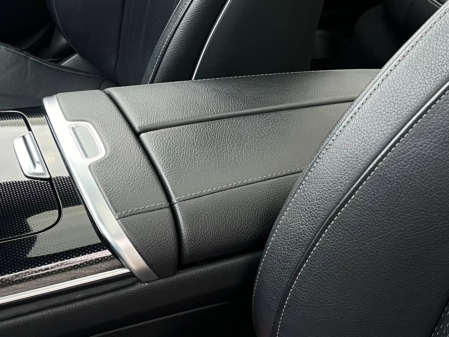 Used 2023 Mercedes-Benz EQE 500 4MATIC Sedan image 13