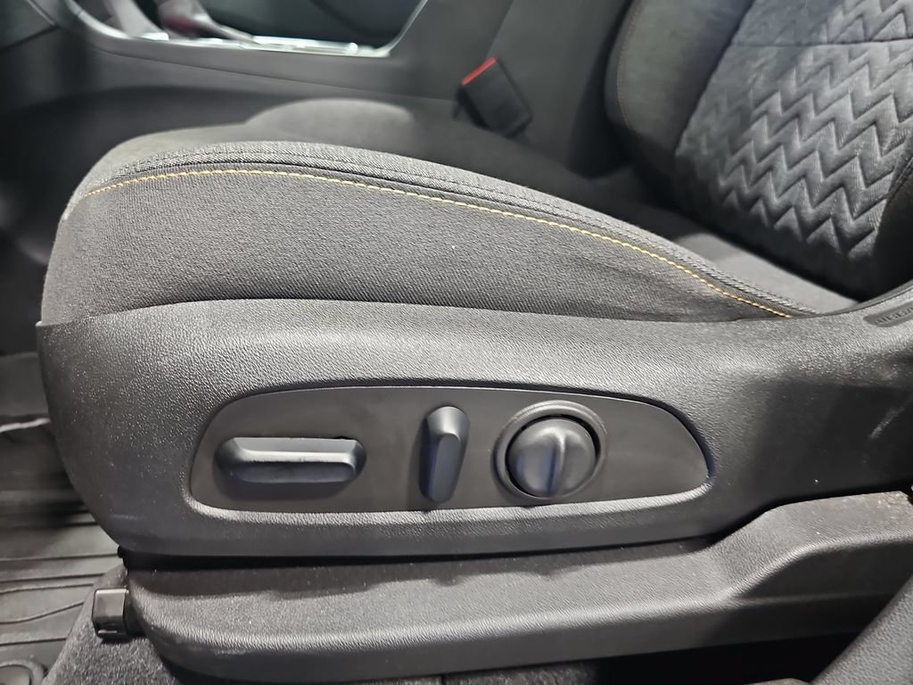 Used 2022 Chevrolet Equinox LT AWD/4WD image 30