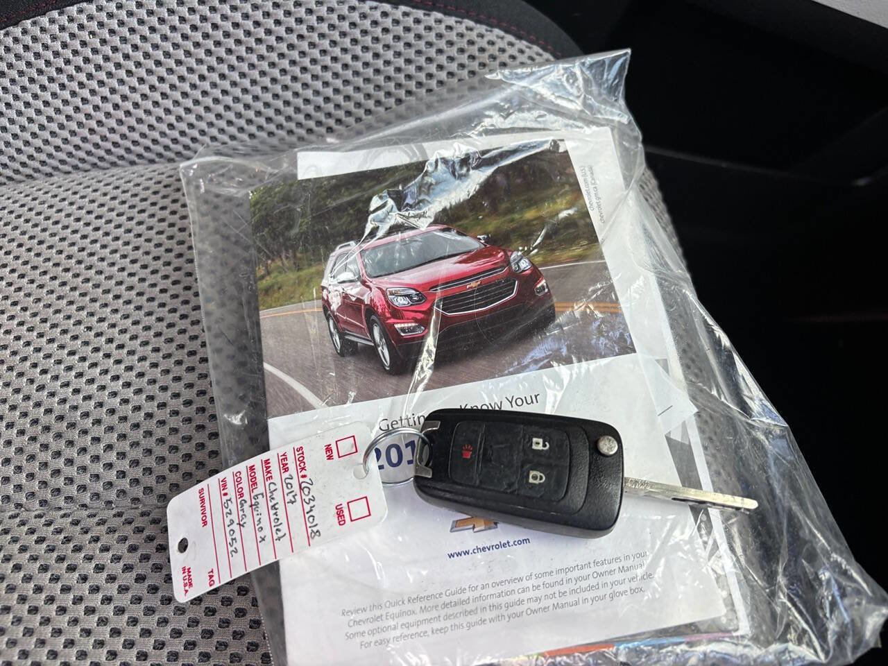 Used 2017 Chevrolet Equinox LS image 30