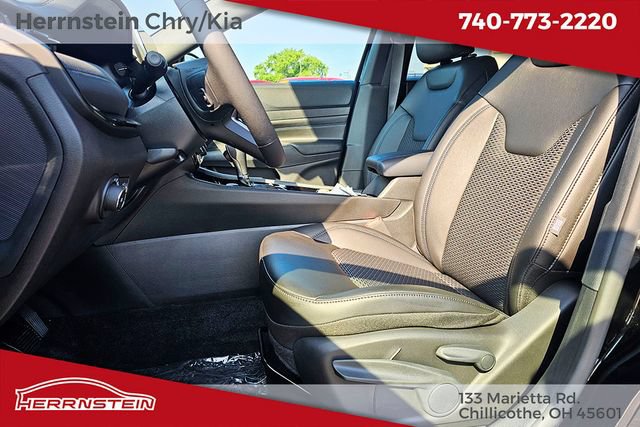 New 2026 Jeep Compass Latitude AWD/4WD image 20