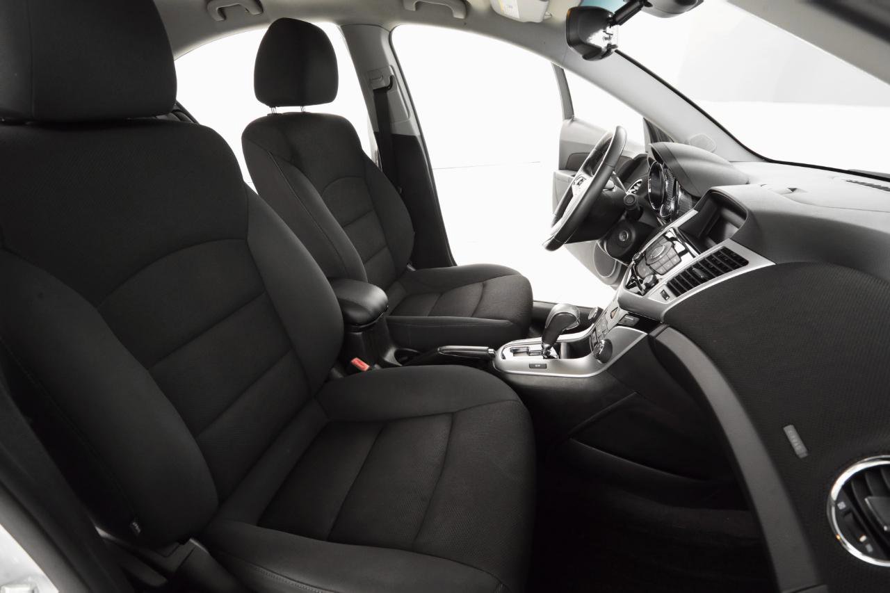 Used 2012 Chevrolet Cruze LT w/ RS Package image 23