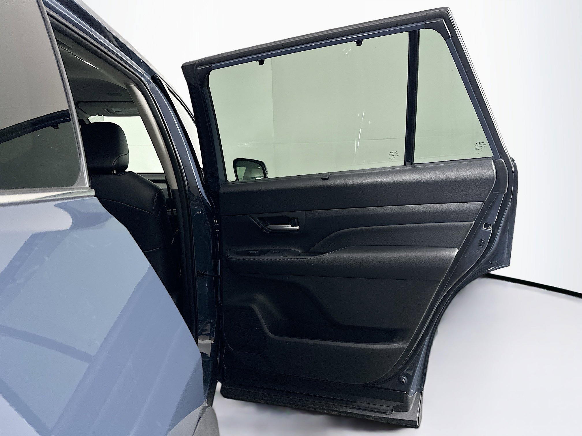 Used 2025 Toyota Grand Highlander XLE image 31