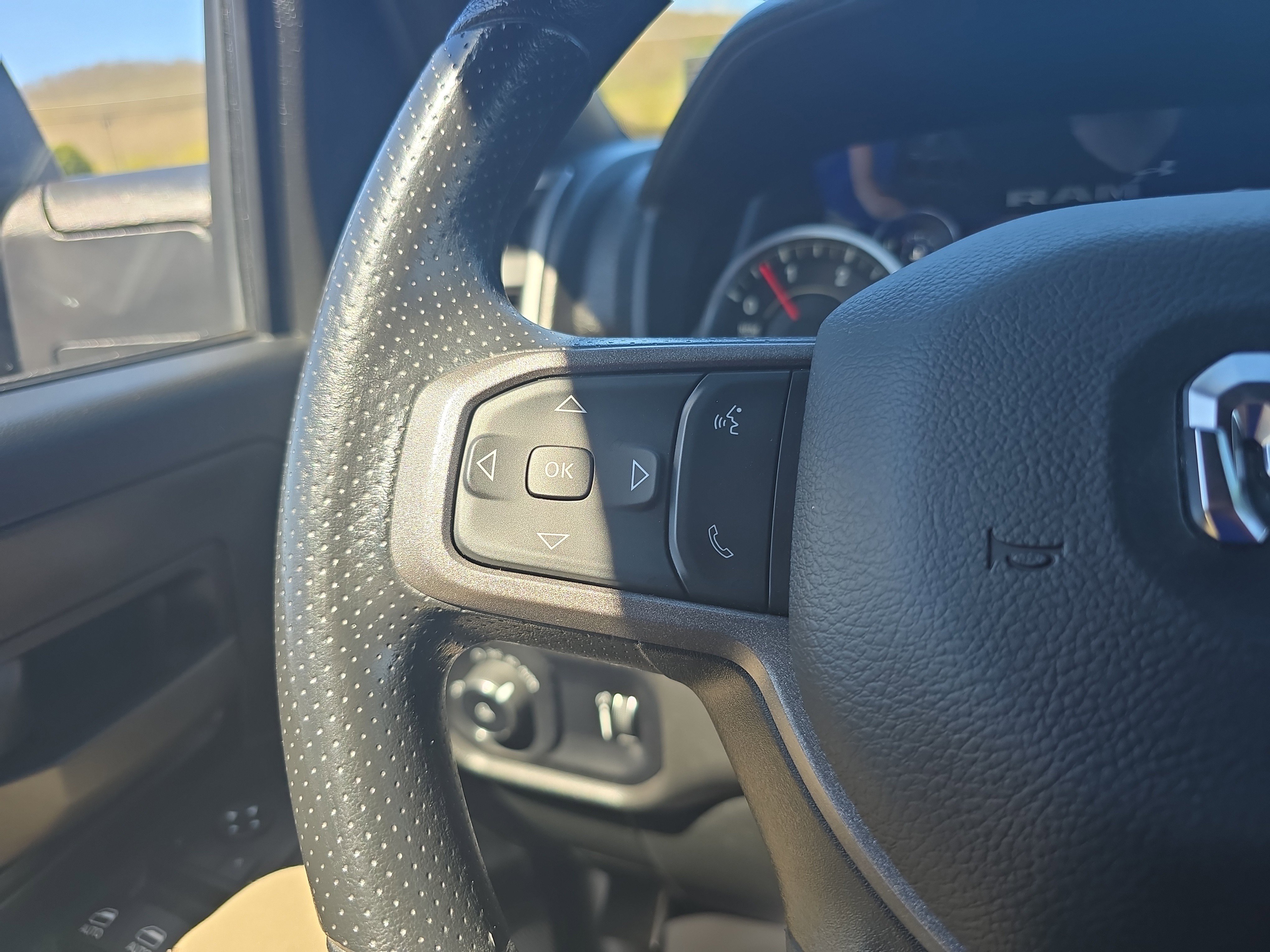 Used 2024 RAM 3500 Tradesman w/ Chrome Appearance Group AWD/4WD image 20