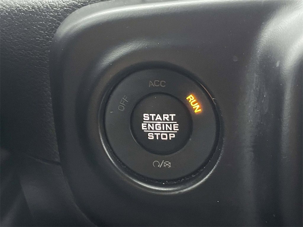 Used 2023 Jeep Wrangler Sahara image 23