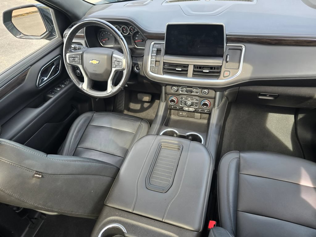 Used 2021 Chevrolet Suburban LT w/ Rear Media and Nav Package AWD/4WD image 24