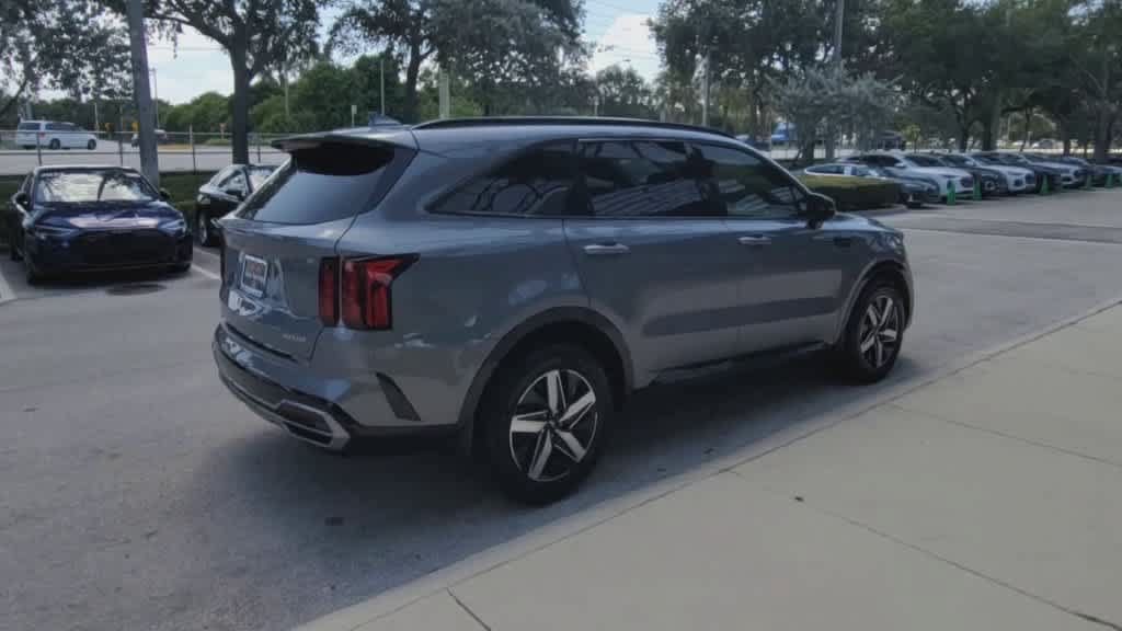 Used 2023 Kia Sorento S w/ Panoramic Sunroof Package FWD image 8