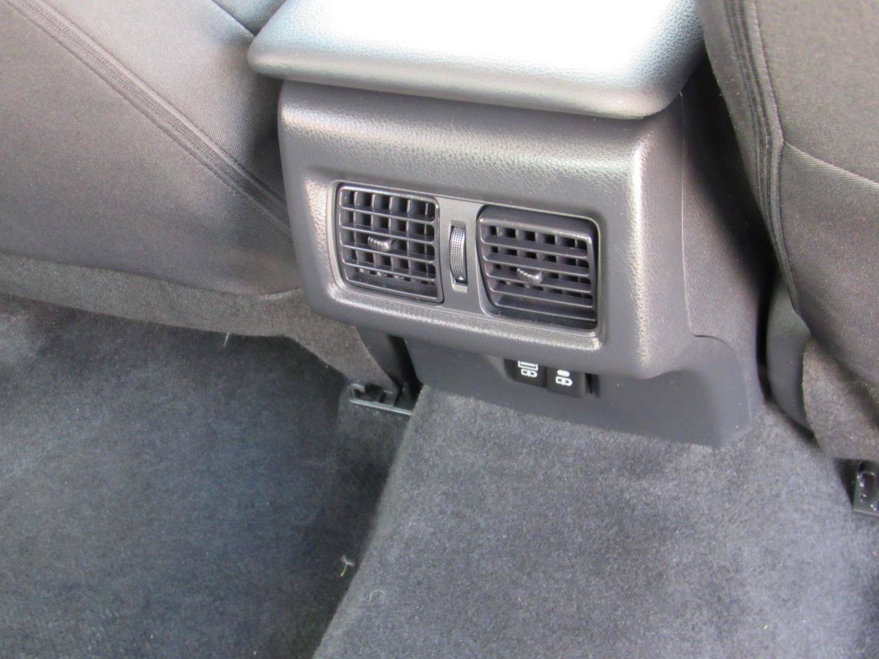 Used 2026 Toyota Camry LE FWD image 34