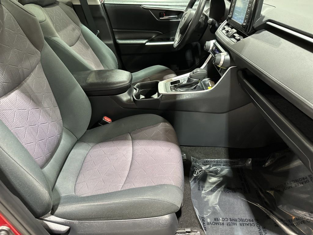 Certified 2019 Toyota RAV4 XLE image 19