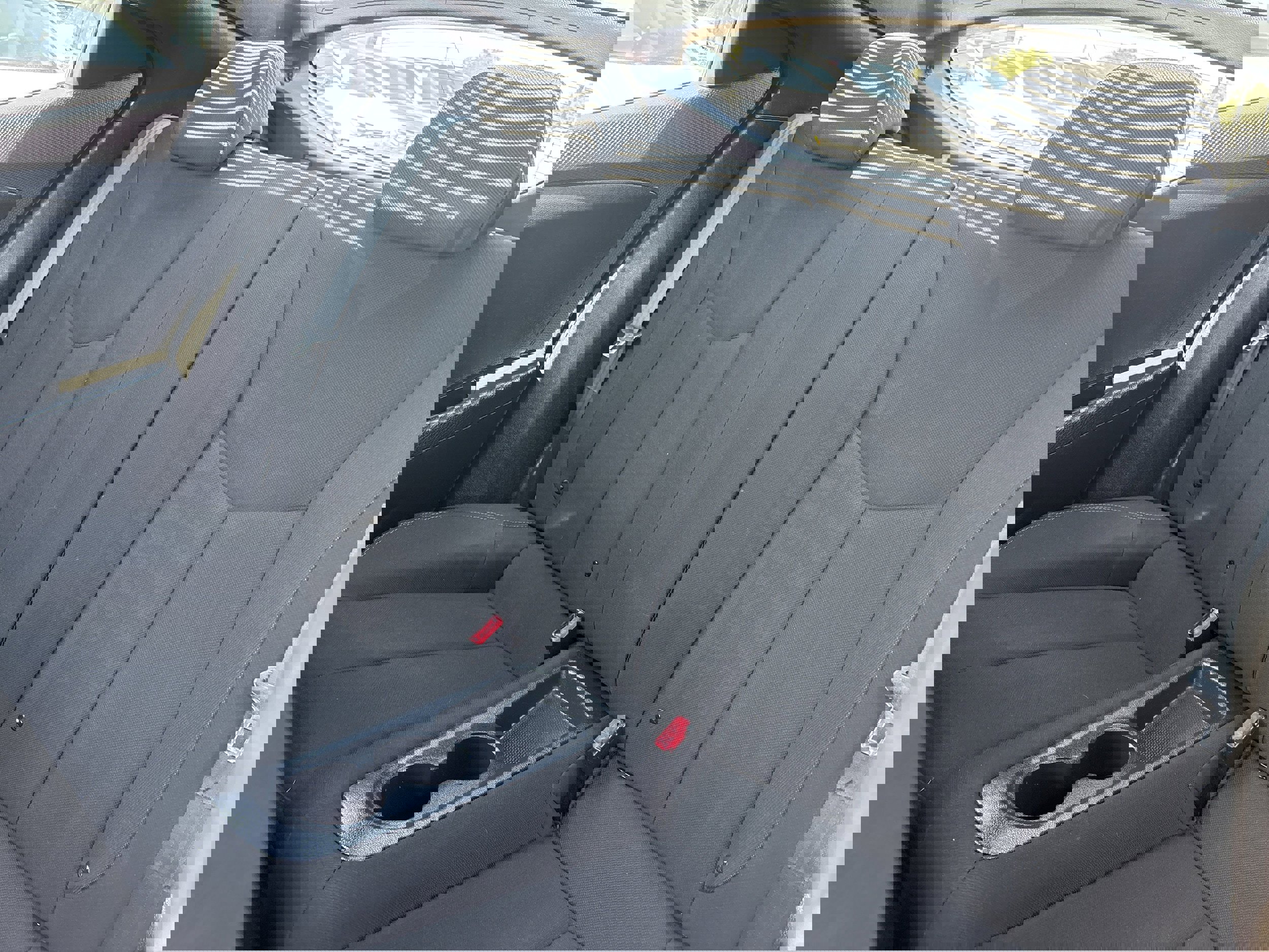 Used 2016 Hyundai Veloster image 24