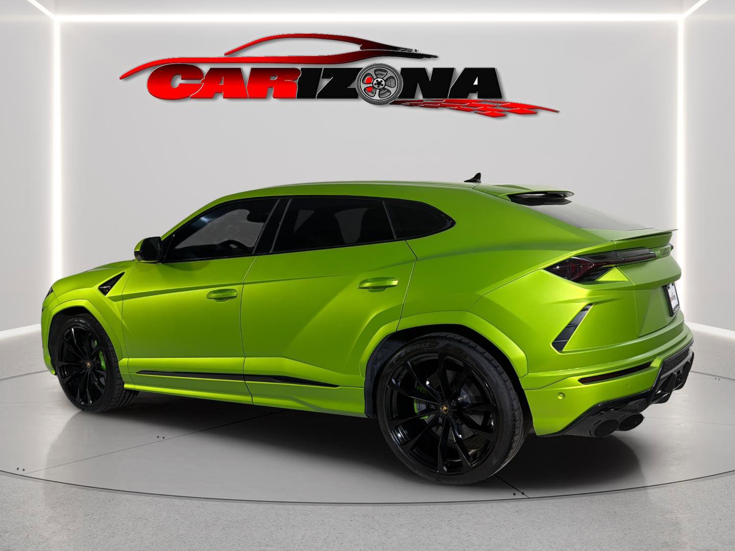 Used 2020 Lamborghini Urus AWD/4WD image 12