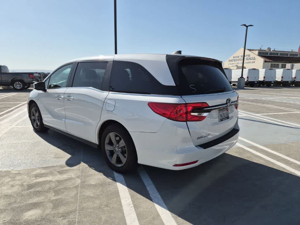 Used 2023 Honda Odyssey EX image 3