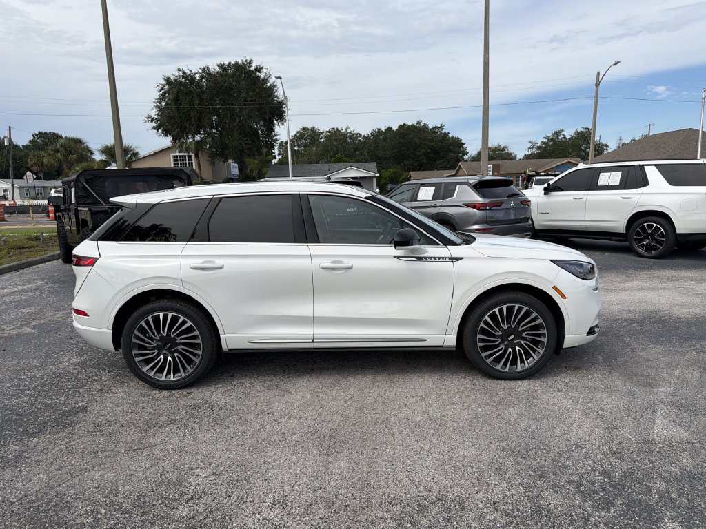 Used 2021 Lincoln Corsair AWD w/ Sport Package image 3