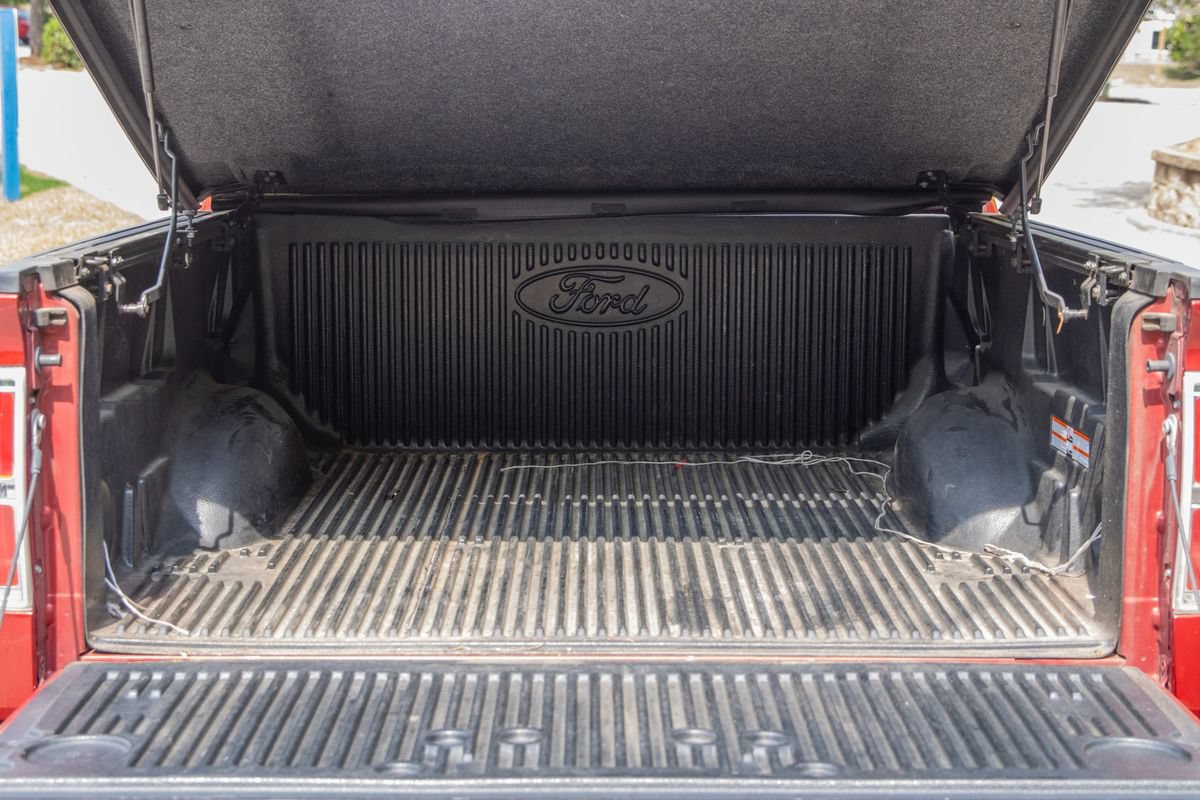 Used 2014 Ford F150 Lariat w/ Equipment Group 502A Luxury AWD/4WD image 41