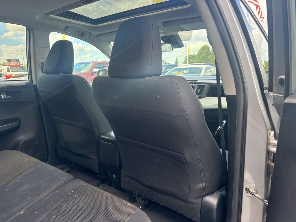 Used 2017 Toyota RAV4 XLE image 18