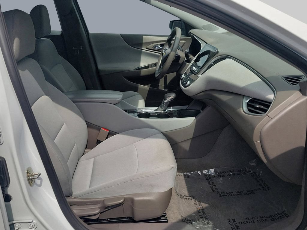 Used 2022 Chevrolet Malibu LT FWD image 36