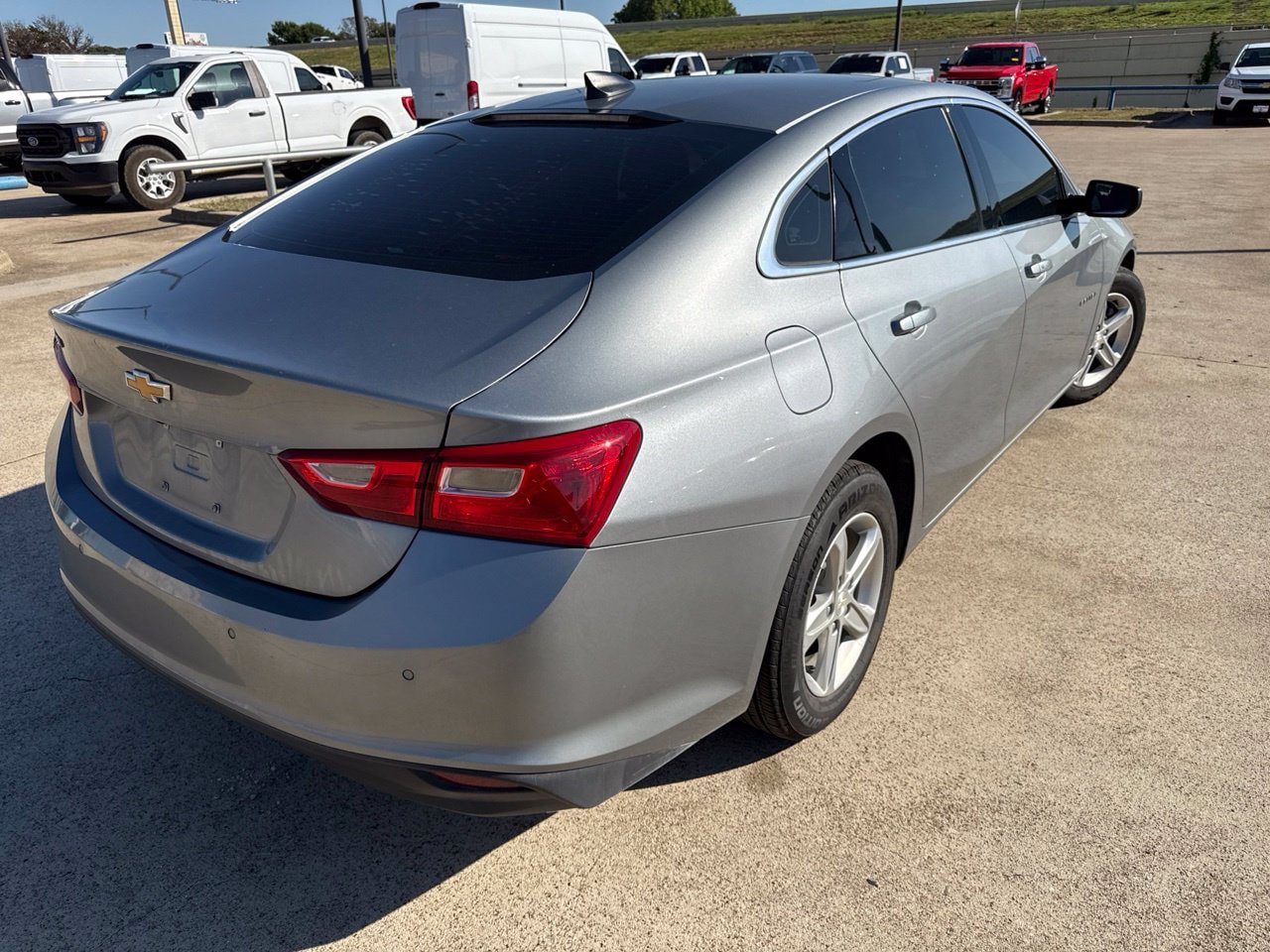 Used 2024 Chevrolet Malibu LS w/ Driver Confidence Package FWD image 11
