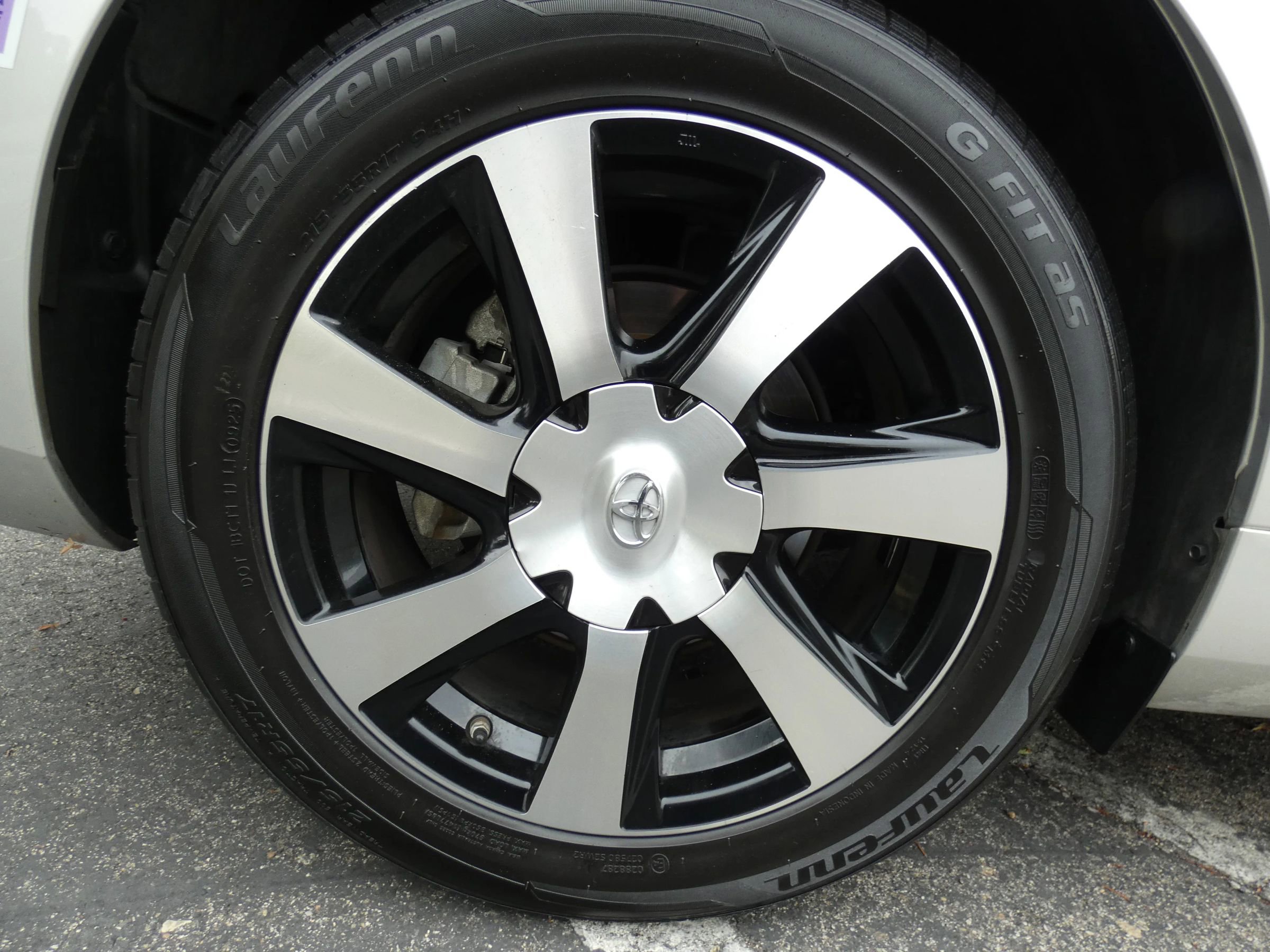 Used 2019 Toyota Mirai image 19