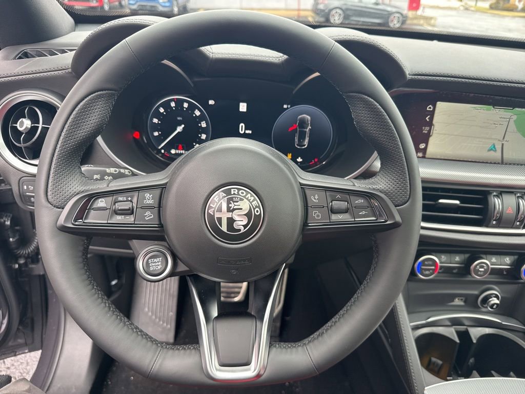 New 2026 Alfa Romeo Stelvio Sprint AWD/4WD image 14