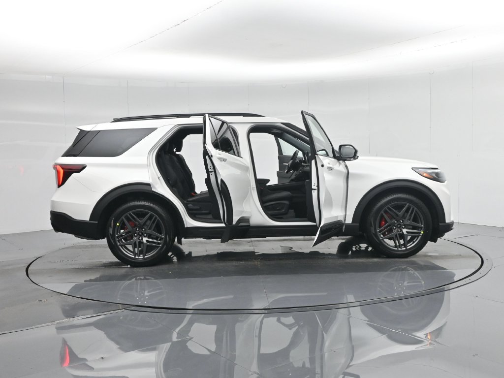 New 2026 Ford Explorer ST w/ Sun And Sound Package AWD/4WD image 4