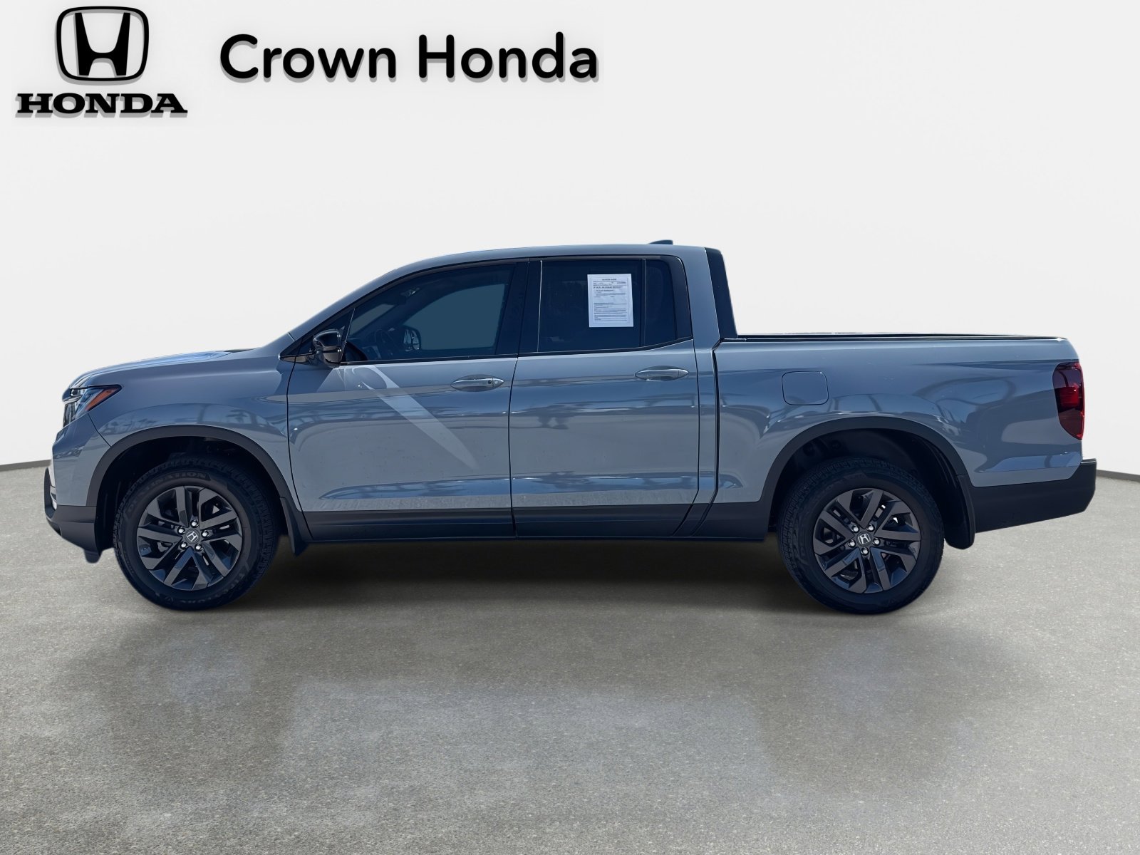 Certified 2025 Honda Ridgeline Sport image 3