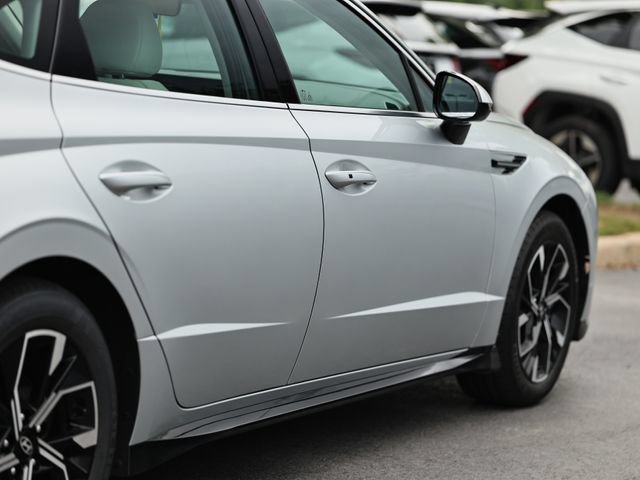 Used 2024 Hyundai Sonata SEL FWD image 8